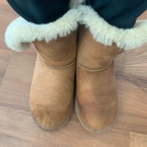 Ugg Bailey button boots